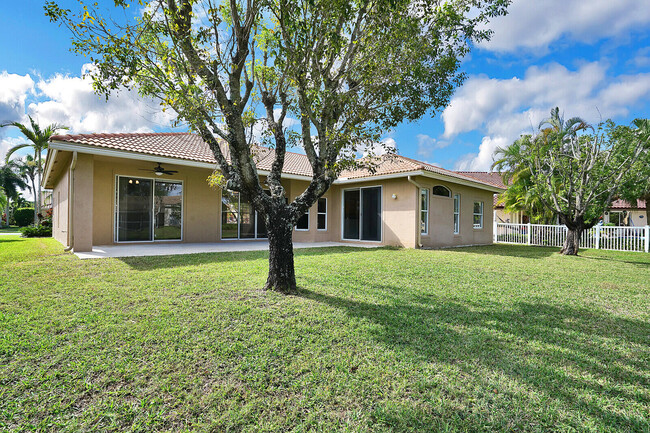 Building Photo - 3714 Royal Cypress Ln