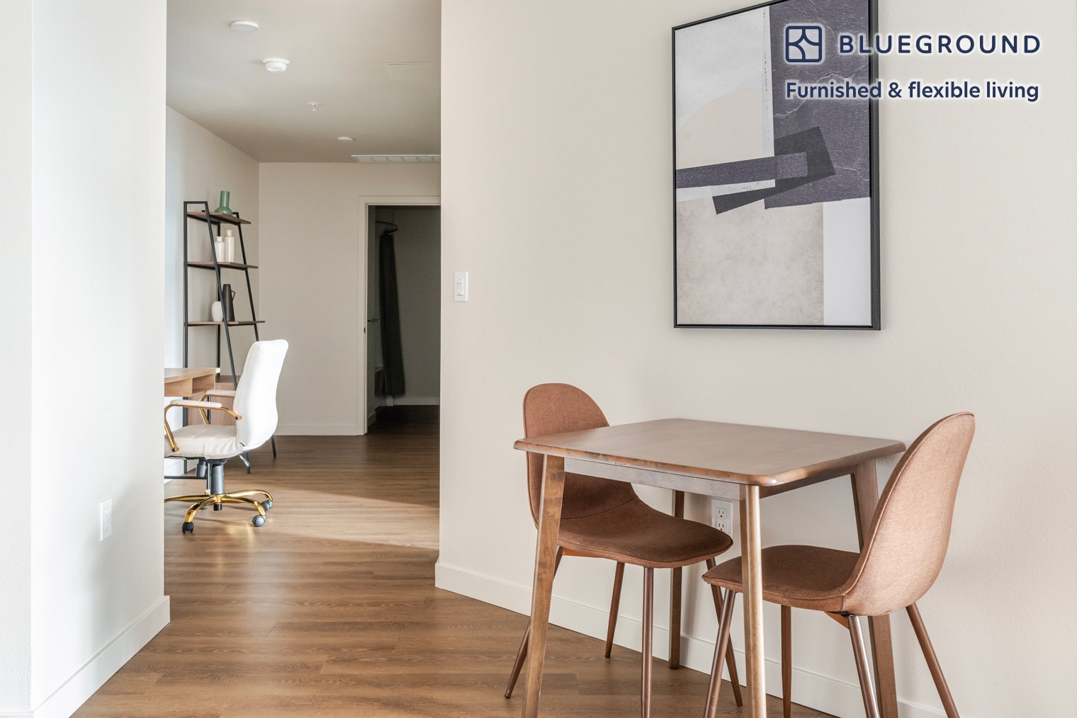 Building Photo - 2333 Calle Del Mundo