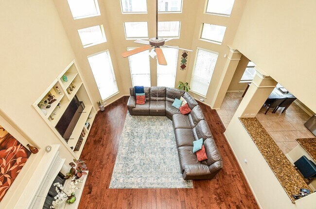 Building Photo - 26711 Eagle Park Ln
