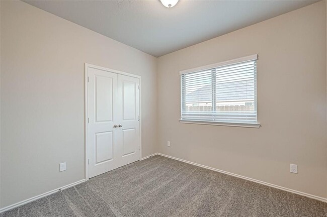 Building Photo - 8910 Oak Ivy Ln