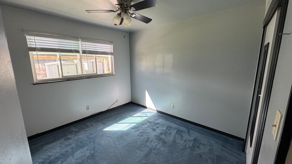 Building Photo - 1805 Pinon Ave