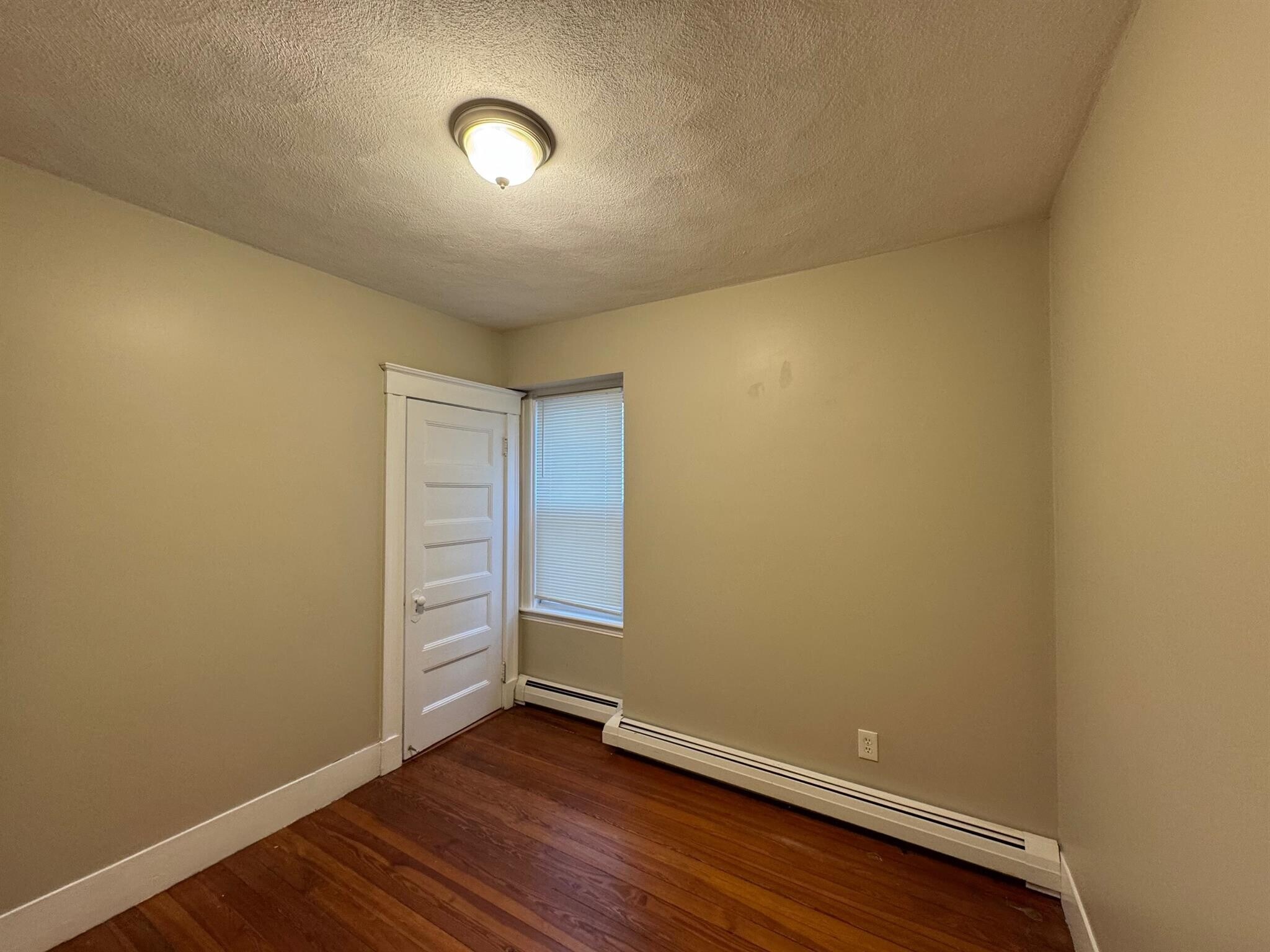 Building Photo - 97 Marion St