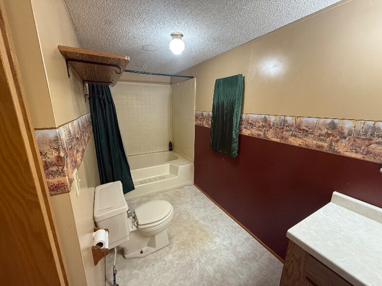 Building Photo - 7 Commerce St