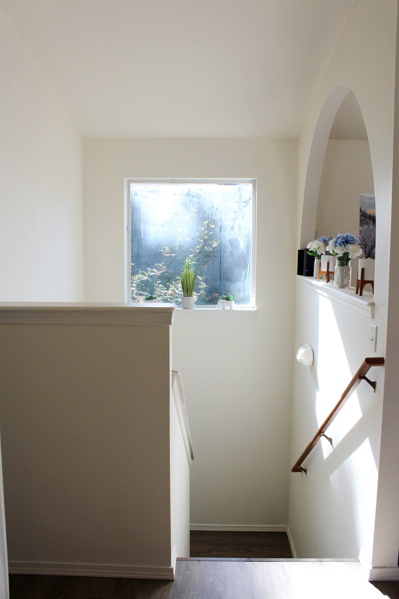 Building Photo - 1020 NE Alfred Ln