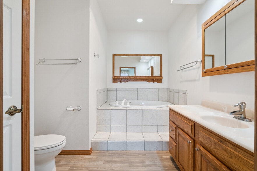 Building Photo - 4307 Briarwood Dr