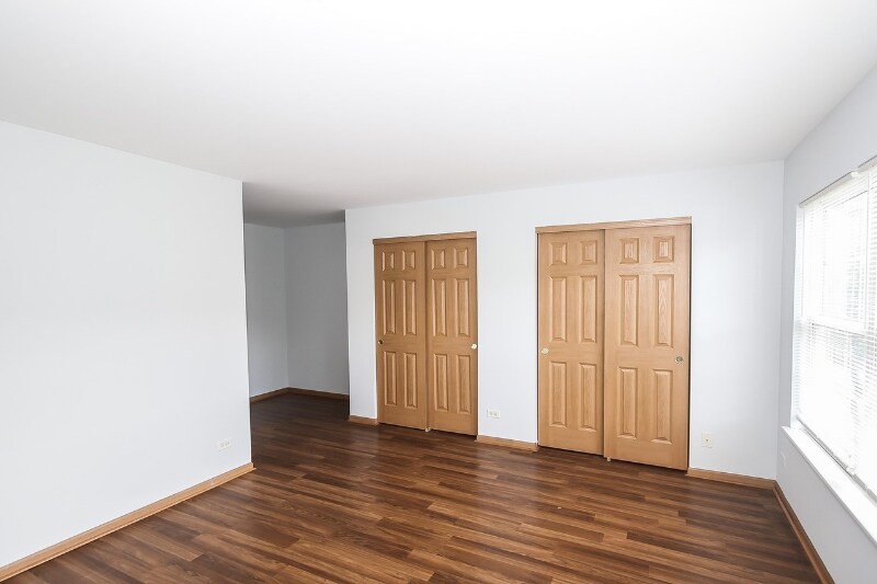 Building Photo - 720 Woodewind Dr