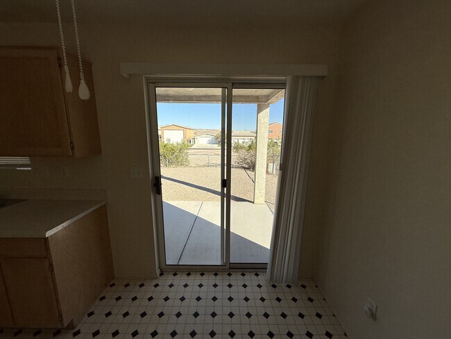 Building Photo - 991 Terrace Dr