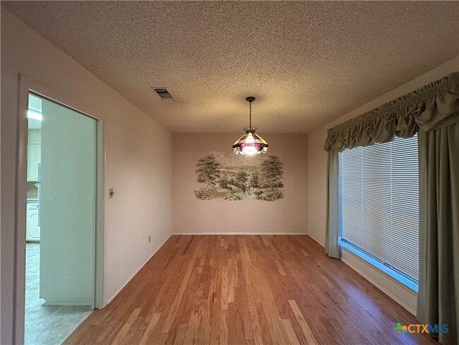 Building Photo - 11 La Mesa Dr