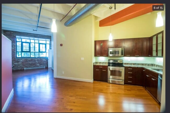 Building Photo - 1701 Kalorama Rd NW