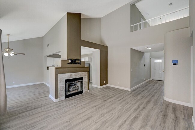 Building Photo - One-of-A-Kind 2 Story, 3 Bedroom with 3 Full Baths Home in the Heart of Summerlin!