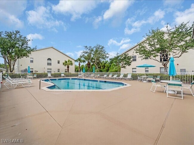 Building Photo - 4910 Cougar Ct N