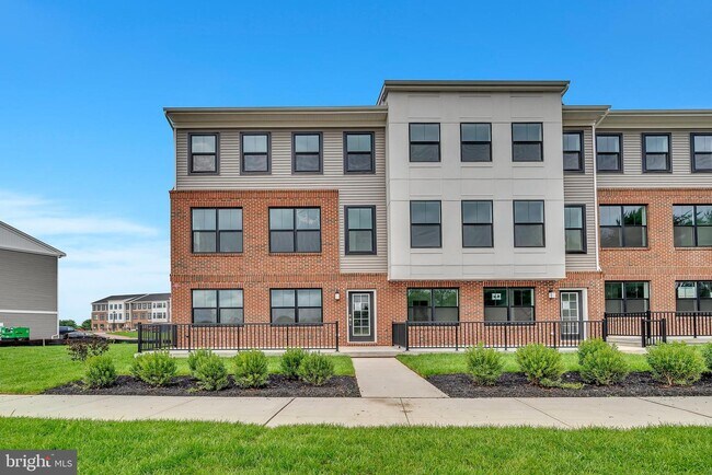Building Photo - 125 LEWIS FISHER Dr