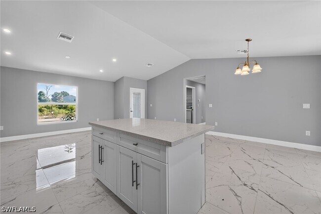 Building Photo - 3211 43rd St SW