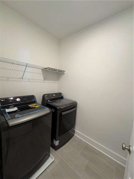 Building Photo - 1255 Westshore Dr