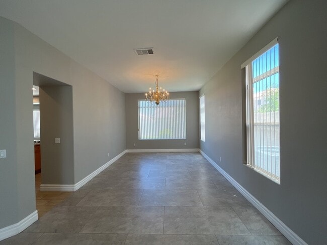 Building Photo - Stunning 2 story, 5-bedroom home in Rhodes Ranch