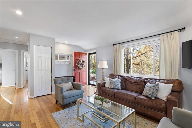 Building Photo - 7203 Arthur Dr