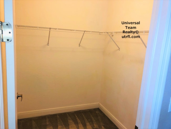 Building Photo - 13661 Julias Way