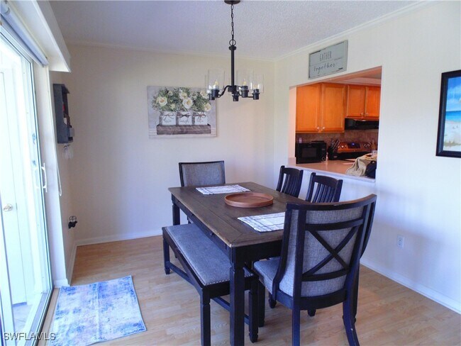 Building Photo - 5441 Peppertree Dr