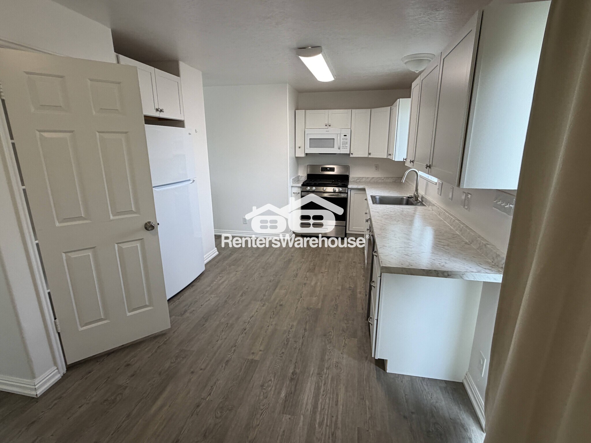 Building Photo - 1442 W 730 S St