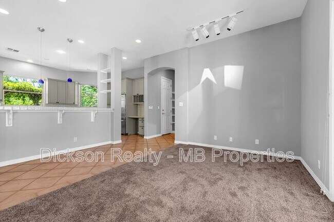 Building Photo - 4440 Juniper Trail