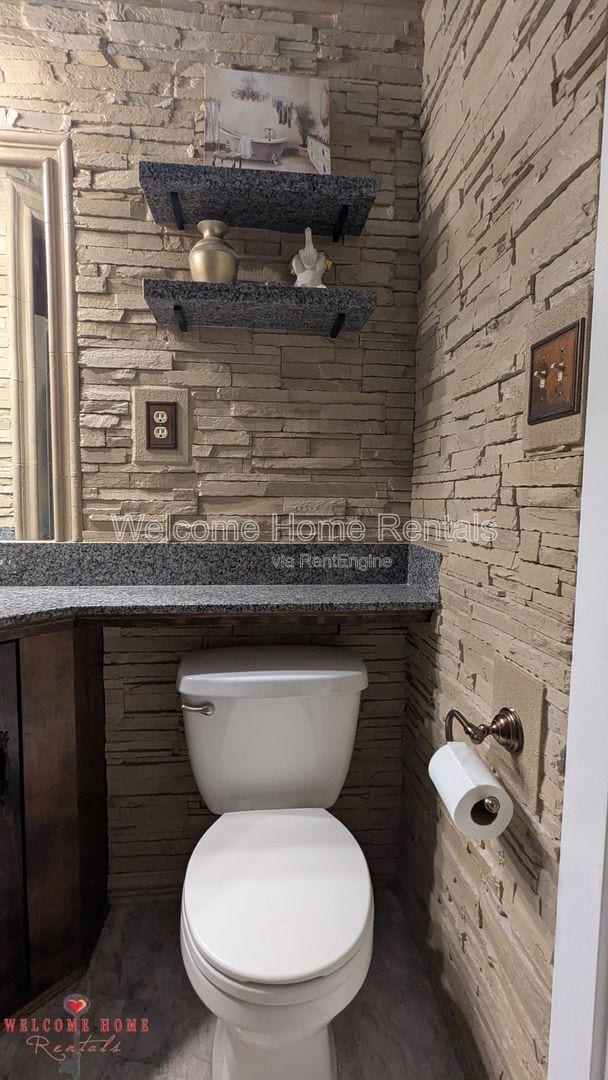 Building Photo - 4520 S Thompson Ave