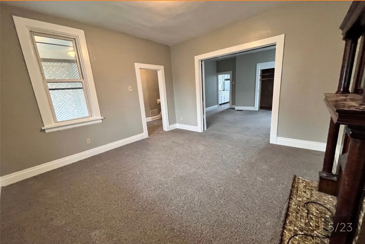 Building Photo - 1100 10th St