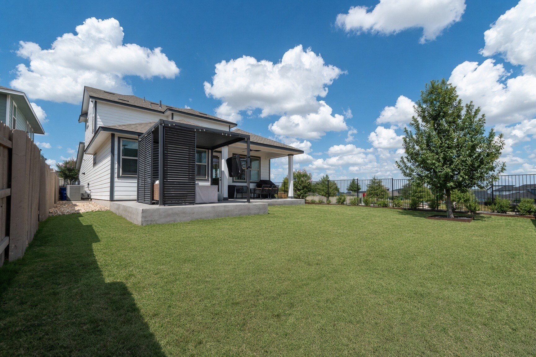 Building Photo - 7115 Ezra Brooks Bnd
