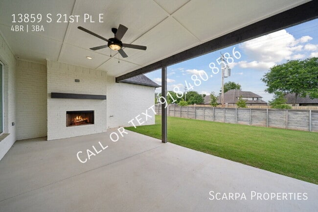 Building Photo - 13859 S 21st Pl E