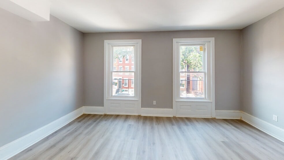 Building Photo - 203 Spring St