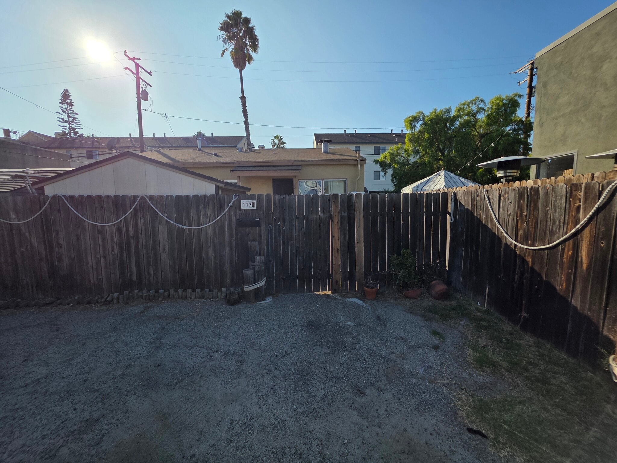 Building Photo - 1139 Loma Ave