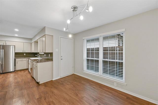 Building Photo - 5126 Collinwood Ave