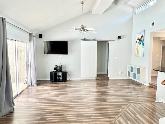 Building Photo - 5513 Spring Run Ave