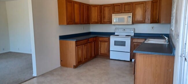Building Photo - 16-2042-2042 Ainaloa Way