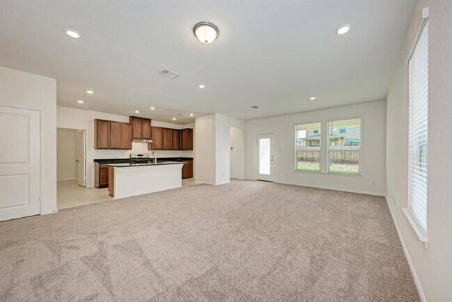 Building Photo - 1636 River Plateau Dr