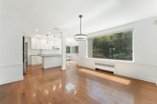 Building Photo - 128 Moorland Dr