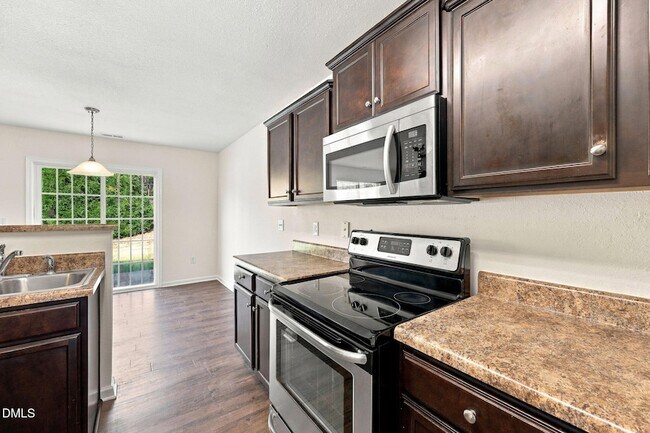 Building Photo - 58 Botanical Ct
