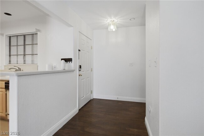 Building Photo - 2851 S Valley View Blvd