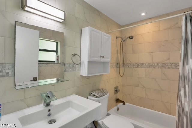 Building Photo - 95 Schneider Dr