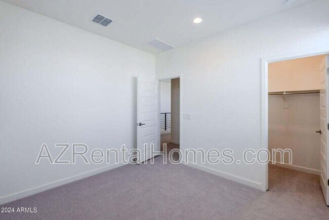 Building Photo - 34940 N Augite Way