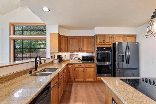 Building Photo - 1205 Wentwood Dr