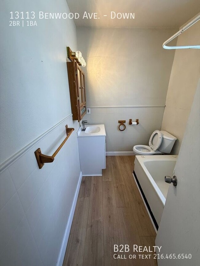 Building Photo - 13113 Benwood Ave