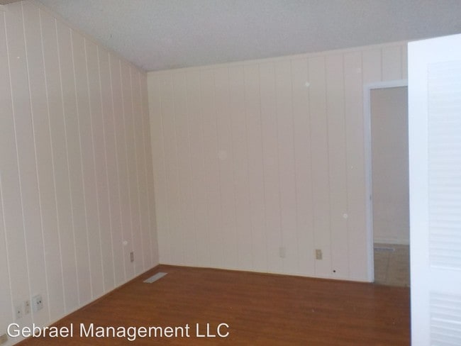 Building Photo - 3 br, 1.5 bath House - 1814 Penbrook Ln