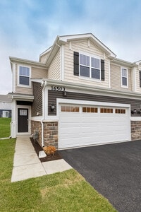 Building Photo - 16503 Golden Vly Ln