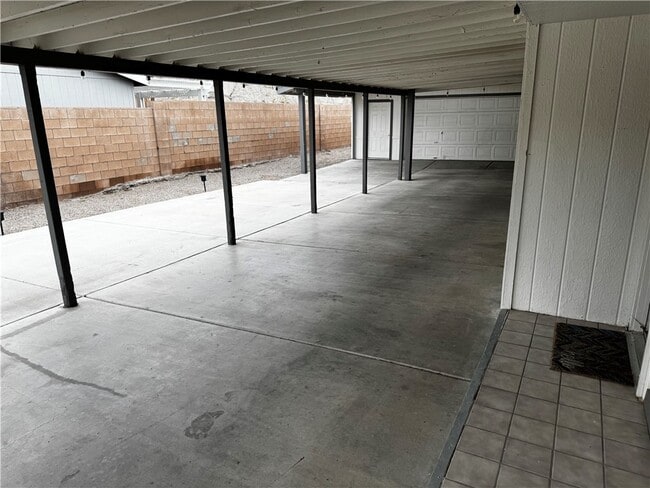 Building Photo - 1103 Copper Dr