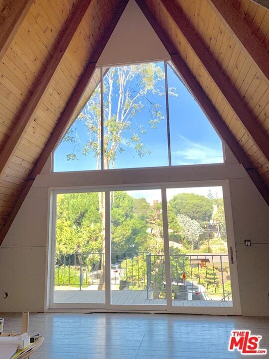 Building Photo - 3237 Kelton Ave