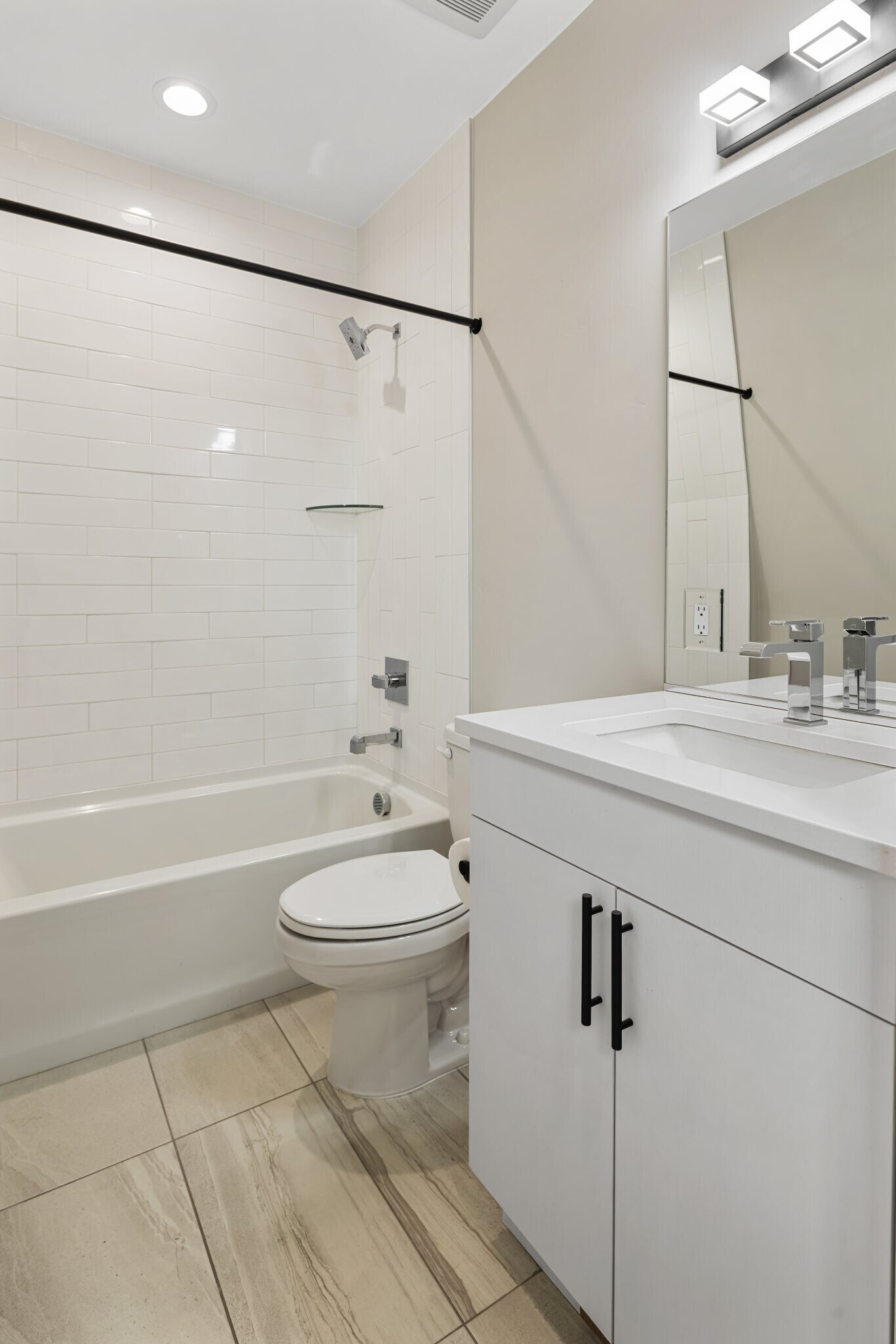 Building Photo - 3939 Inca St