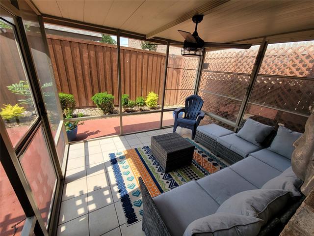 Building Photo - 4263 Towne Lake Ct