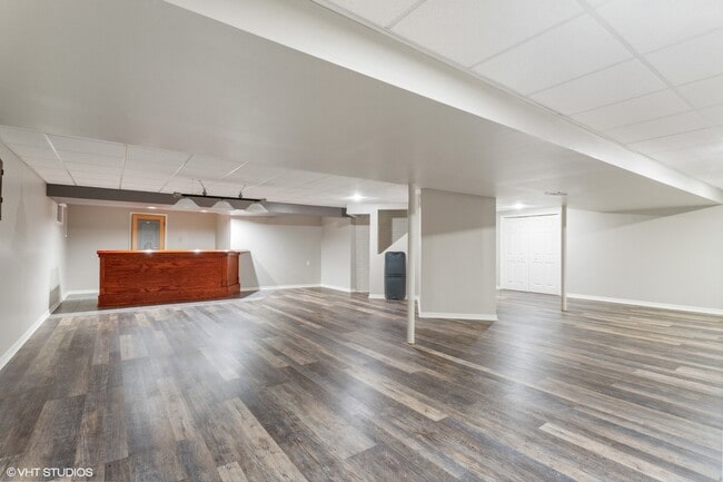 Building Photo - 24250 Merlot Ln