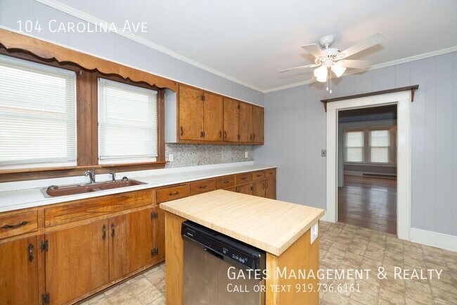 Building Photo - 104 Carolina Ave