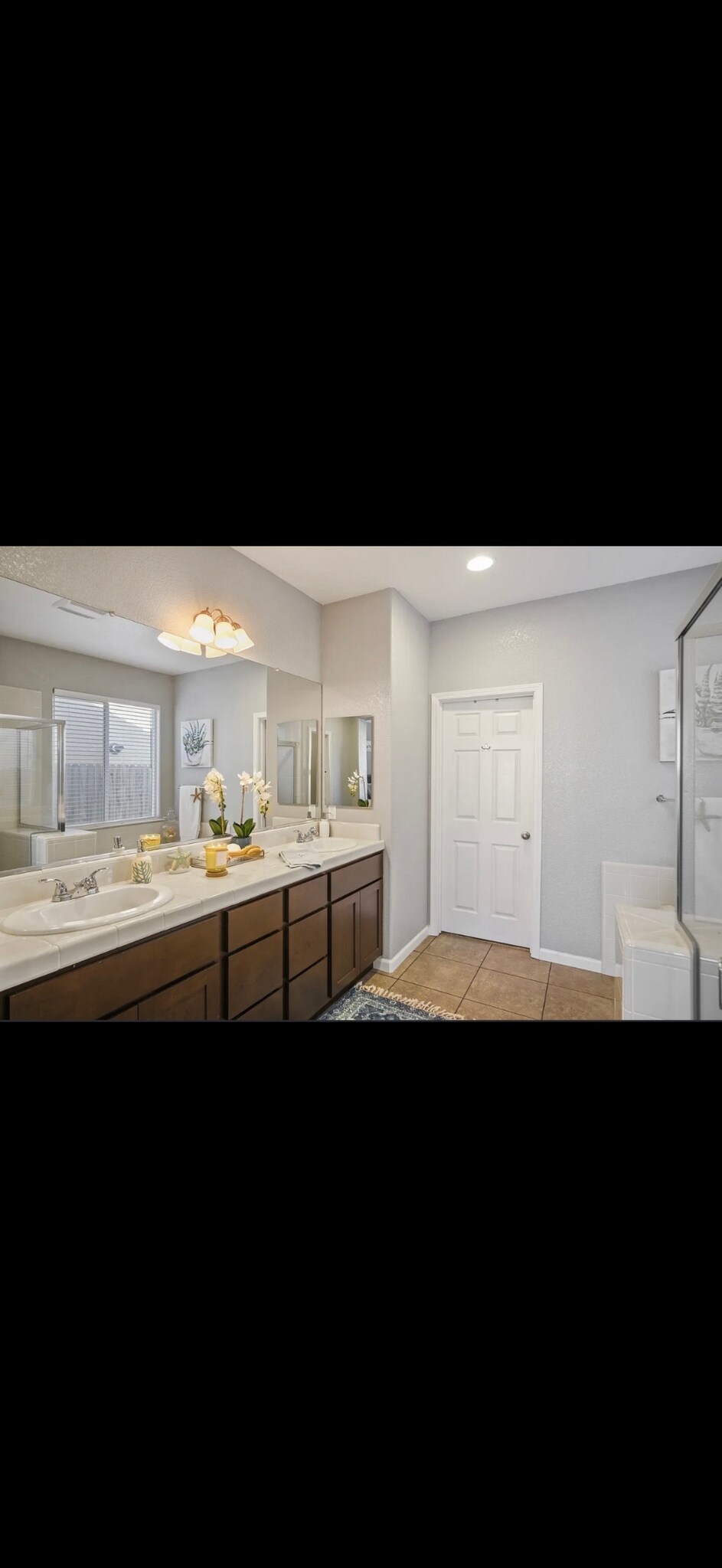 Building Photo - 851 Boulder Dr